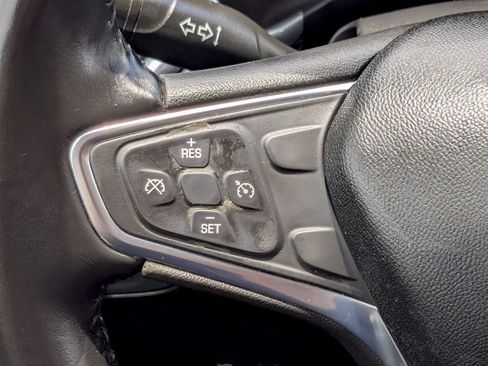 Used 2019 Chevrolet Equinox LT FWD image 32