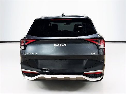 Used 2023 Kia Sportage EX image 6