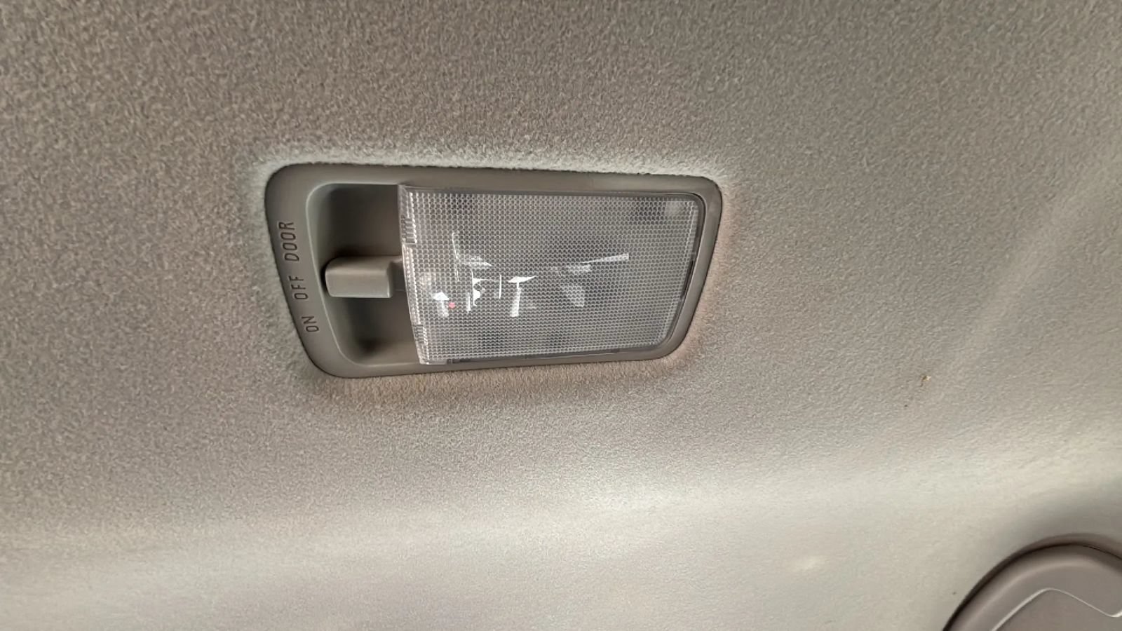 Used 2025 Nissan Versa S FWD image 30