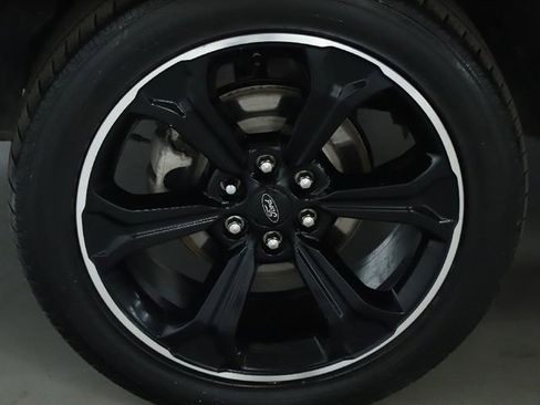 Used 2022 Ford Expedition Limited image 47