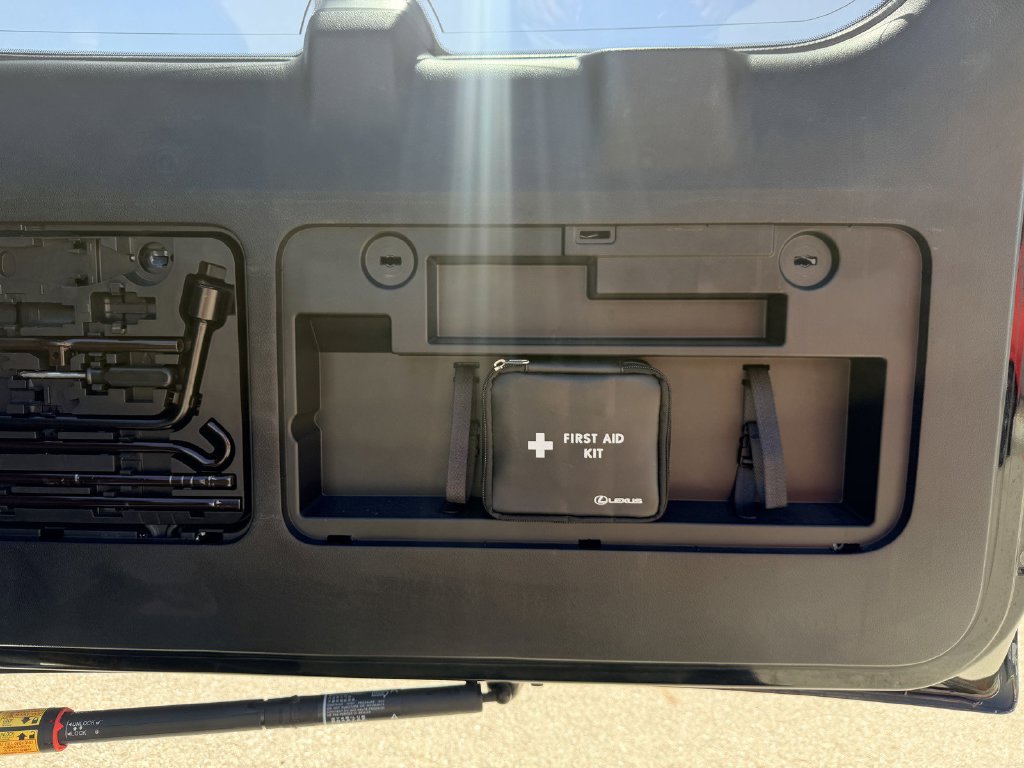 Used 2018 Lexus GX 460 Premium AWD/4WD image 18
