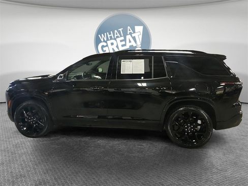 Certified 2024 Chevrolet Traverse RS w/ LPO, Floor Liner Package image 7