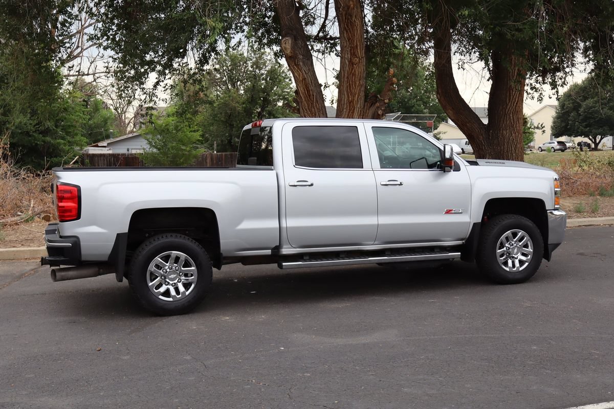 Used 2019 Chevrolet Silverado 2500 LTZ w/ Duramax Plus Package AWD/4WD image 4