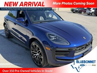 Used 2025 Porsche Macan video 1