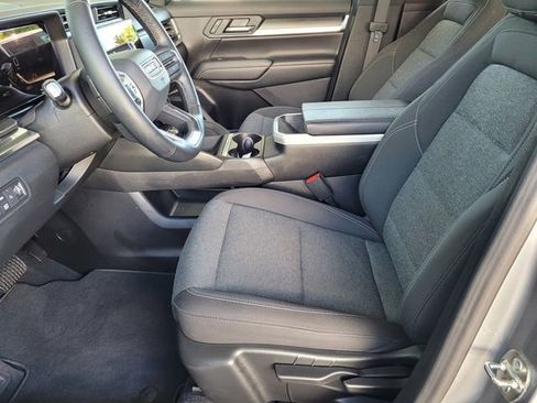 Used 2026 GMC Terrain Elevation AWD/4WD image 17