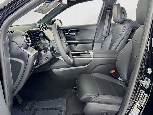 New 2026 Mercedes-Benz GLC 300 image 16