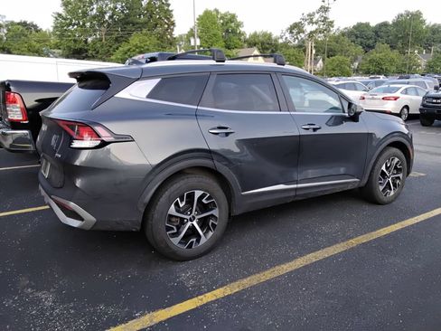 Used 2024 Kia Sportage EX AWD/4WD image 6