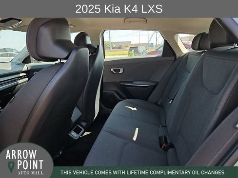 Used 2025 Kia K4 FWD image 18
