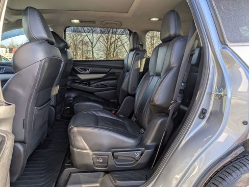 Used 2020 Subaru Ascent Limited w/ Technology Package image 10