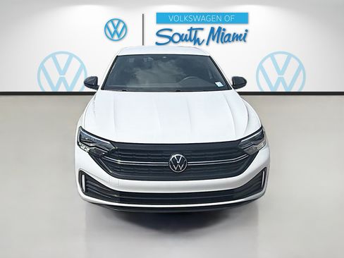 Used 2022 Volkswagen Jetta Sport FWD image 2