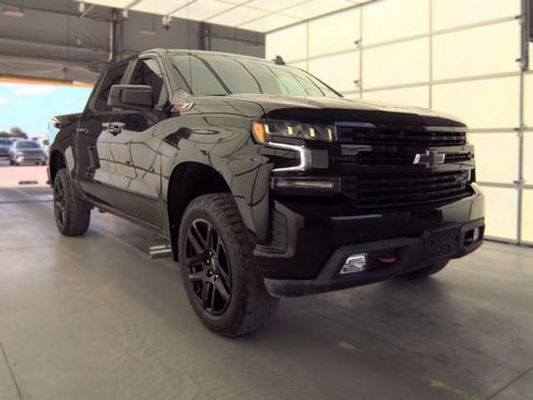 Used 2021 Chevrolet Silverado 1500 LT Trail Boss w/ Convenience Package II AWD/4WD image 6