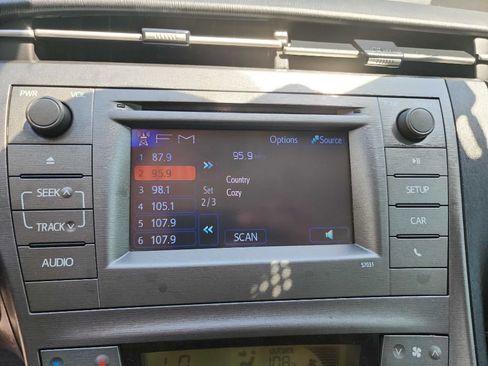 Used 2012 Toyota Prius Two FWD image 19