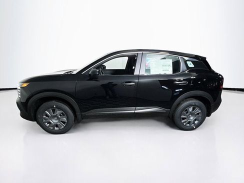 New 2026 Nissan Kicks S image 8