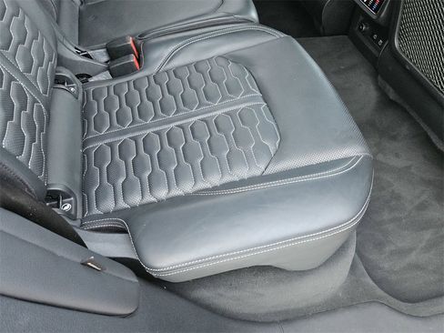 Used 2021 Audi RS Q8 image 33