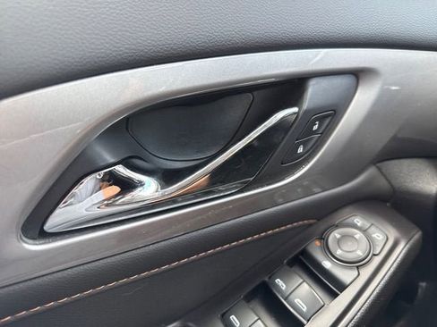 Used 2020 Chevrolet Traverse RS w/ LPO, Floor Liner Package FWD image 26
