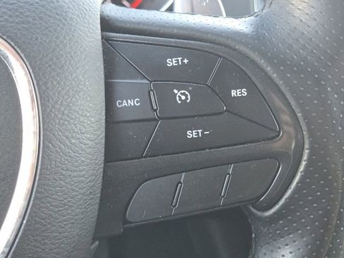 Used 2019 Dodge Durango GT AWD/4WD image 11