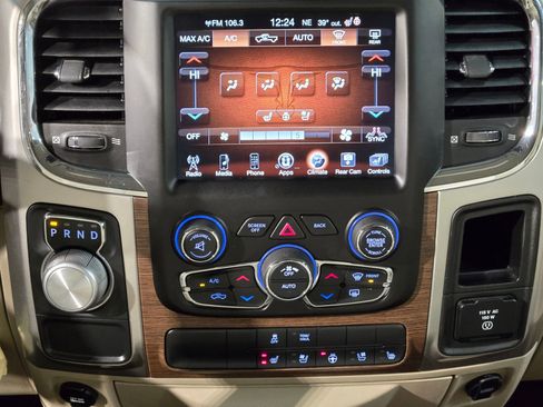 Used 2017 RAM 1500 Laramie image 16