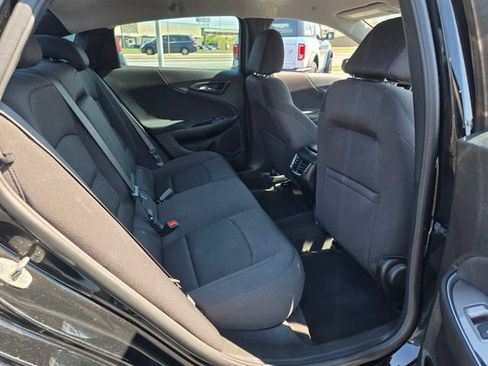 Used 2022 Chevrolet Malibu LT FWD image 22