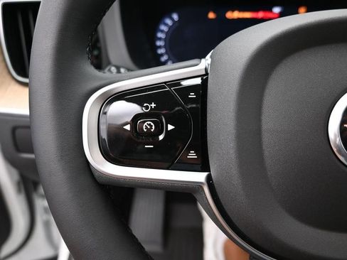 New 2026 Volvo XC60 B5 Plus w/ Protection Package Premier image 14