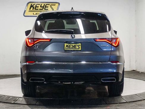 Used 2022 Acura MDX FWD w/ Technology Package image 3