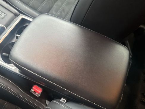 Used 2024 Mitsubishi Outlander SE image 27