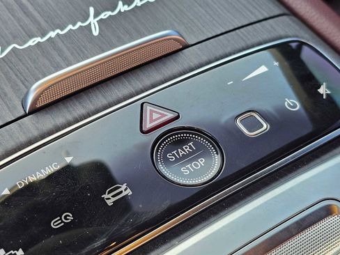 Certified 2023 Mercedes-Benz EQS 580 4MATIC Sedan image 31