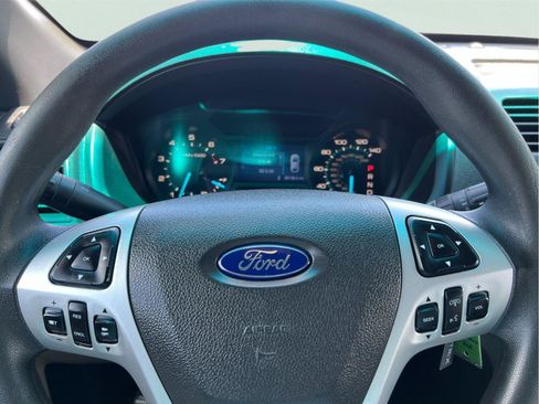 Used 2014 Ford Explorer FWD image 26