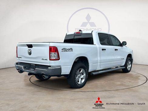 Used 2023 RAM 1500 Big Horn AWD/4WD image 3
