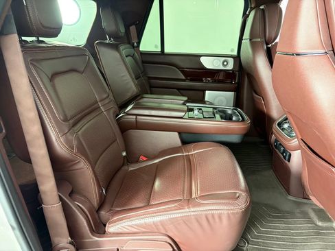 Used 2019 Lincoln Navigator L Black Label w/ Cargo Package AWD/4WD image 29