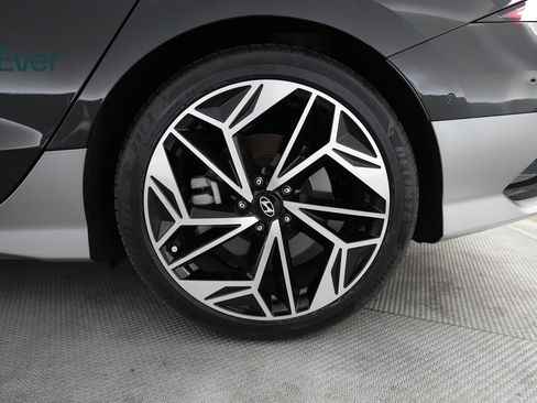 Used 2024 Hyundai Ioniq 6 Limited RWD image 9