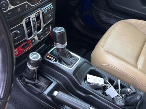 Used 2019 Jeep Wrangler Unlimited Rubicon AWD/4WD image 19