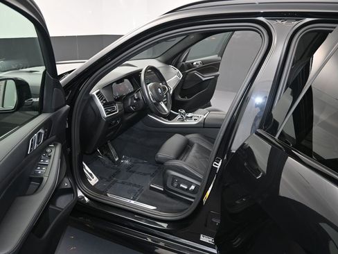 Used 2023 BMW X5 xDrive45e w/ Executive Package image 13