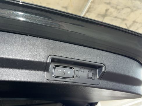 Used 2022 Ford Explorer ST w/ Equipment Group 401A image 15