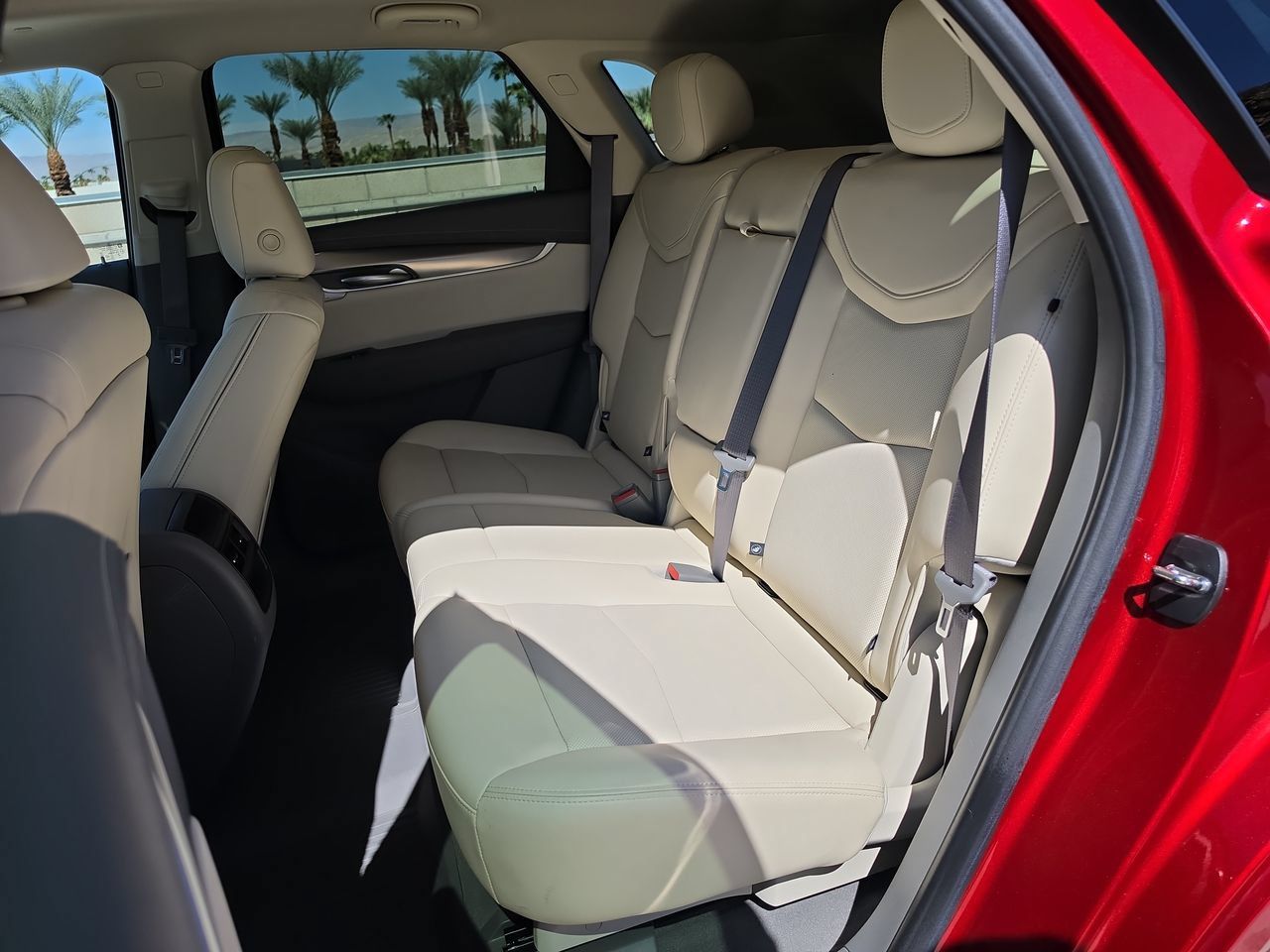 Used 2024 Cadillac XT5 Premium Luxury w/ Technology Package AWD/4WD image 26