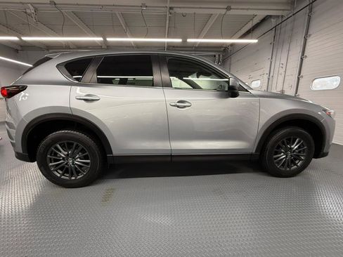 Used 2019 MAZDA CX-5 Touring image 7