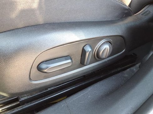 Used 2023 Chevrolet Malibu LT FWD image 15