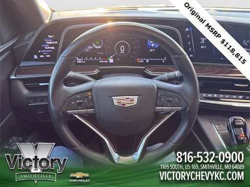 Used 2023 Cadillac Escalade ESV Sport Platinum image 10