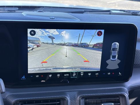 Used 2025 Ford Mustang Dark Horse image 5