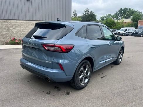 Used 2024 Ford Escape ST-Line w/ Tech Pack #1 AWD/4WD image 5