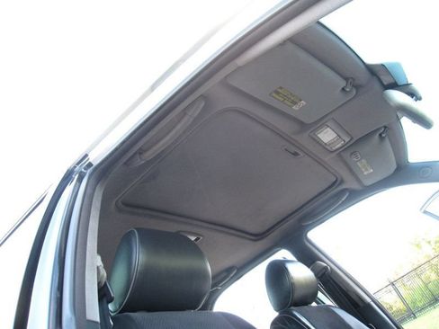 Used 2002 Lexus IS 300 RWD image 25