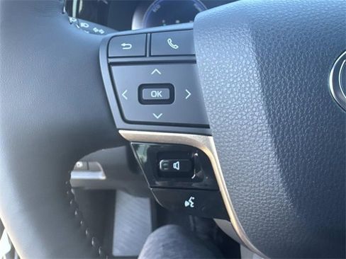 New 2026 Toyota Crown XLE image 27