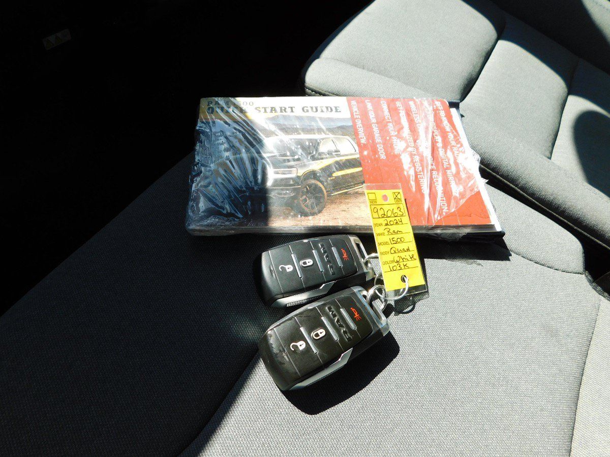 Used 2024 RAM 1500 Big Horn AWD/4WD image 18