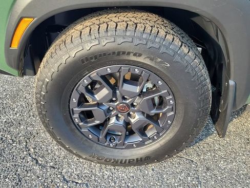 Used 2022 Nissan Frontier PRO-4X w/ Pro-4X Premium Package AWD/4WD image 5