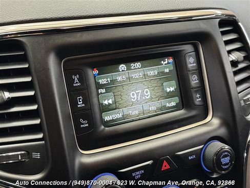 Used 2015 Jeep Grand Cherokee Laredo w/ Quick Order Package 23E image 18