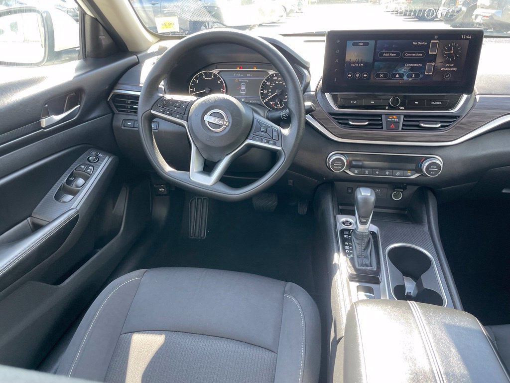Certified 2025 Nissan Altima 2.5 SV w/ SV Special Edition Package AWD/4WD image 10