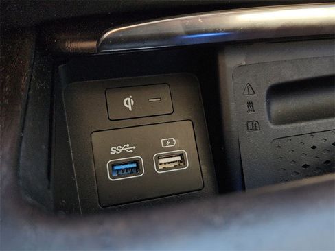 Used 2022 Genesis GV80 2.5T w/ Prestige Package 04 image 29