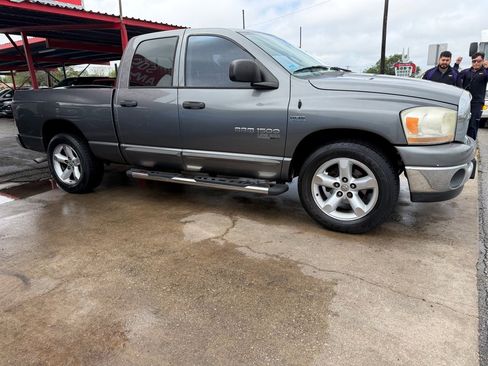 Used 2006 Dodge Ram 1500 Truck SLT RWD image 18