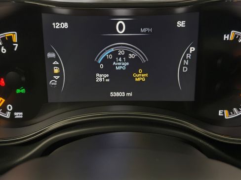Used 2019 Jeep Grand Cherokee Altitude RWD image 23