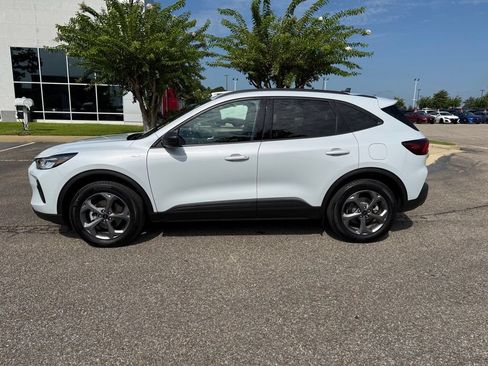 Used 2026 Ford Escape ST-Line AWD/4WD image 5