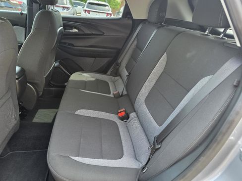 Used 2025 Chevrolet TrailBlazer LT AWD/4WD image 24